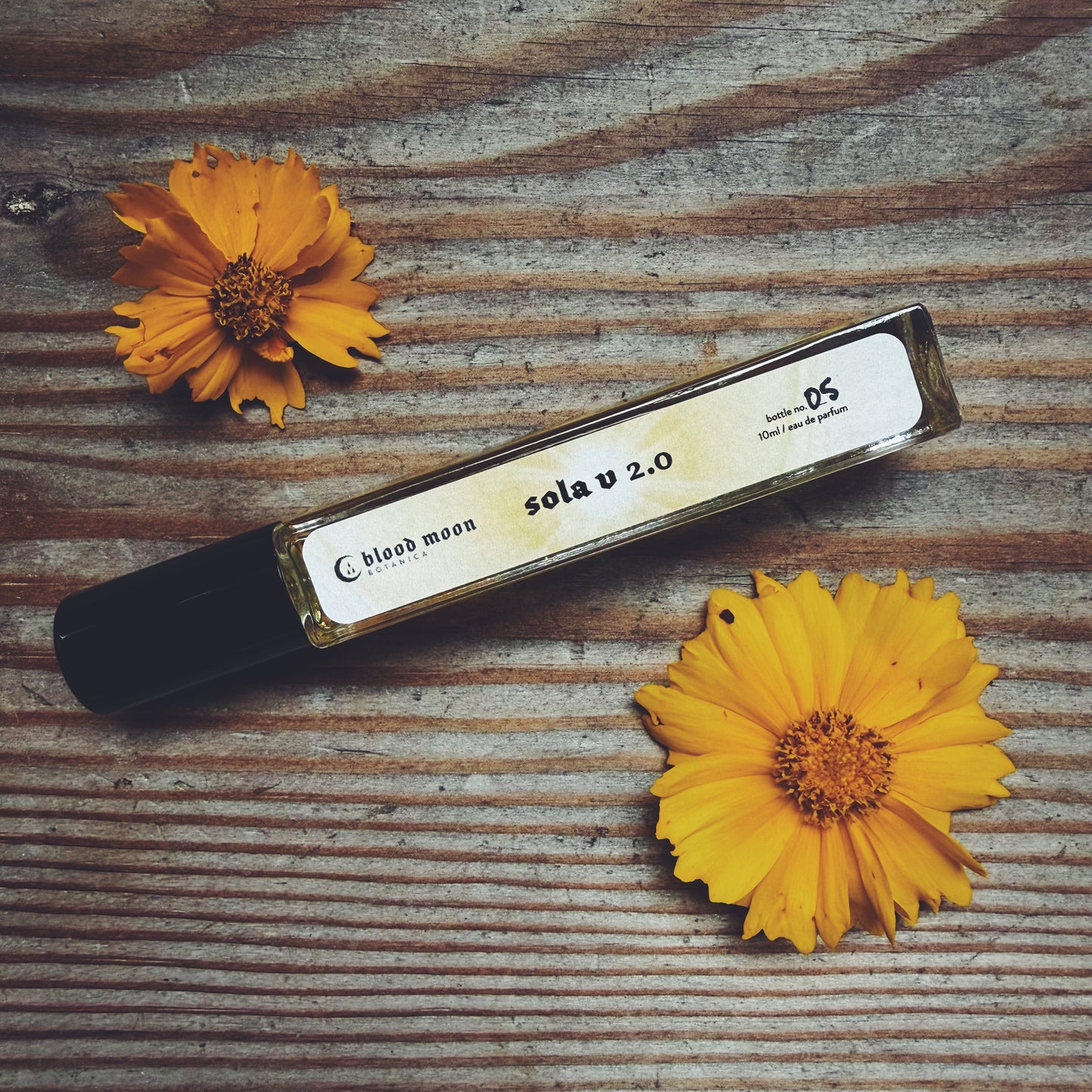 Sola 2.0 Eau de Parfum - Honeycomb, Gold Musk, Neroli Dust, Frankincense